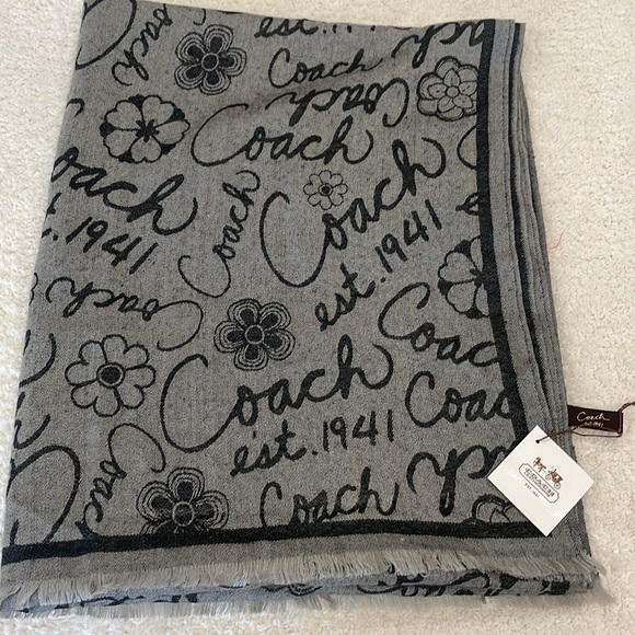 NWT Coach Signature Wool Silk Scarf Wrap - Picture 5 of 8